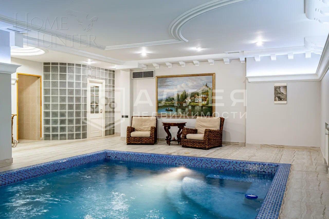 2-этажный коттедж 850 м² с отделкой