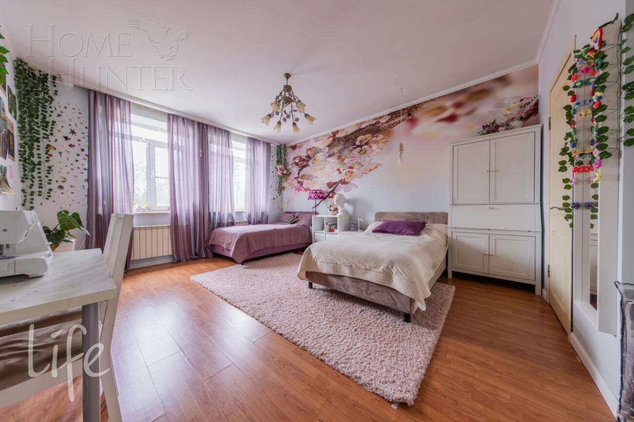 2-этажный коттедж 261 м² с отделкой