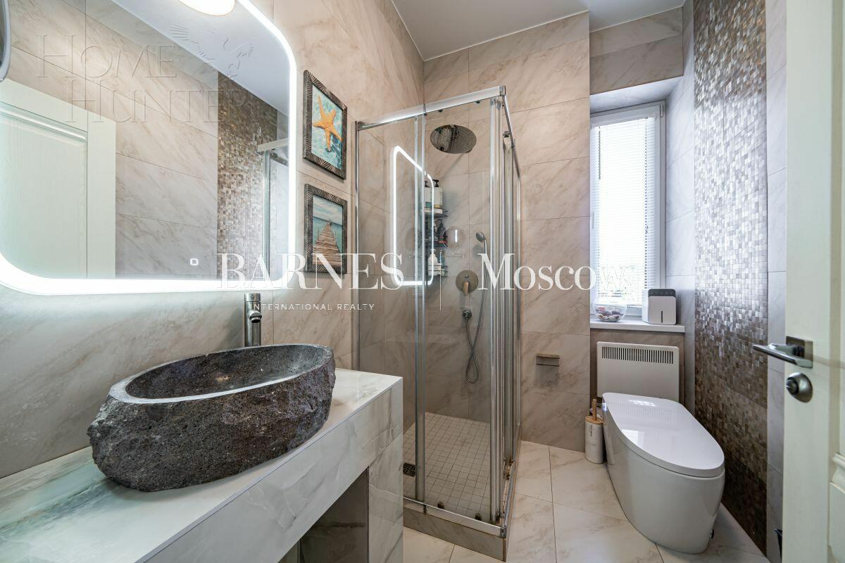 2-этажный коттедж 328 м² с отделкой