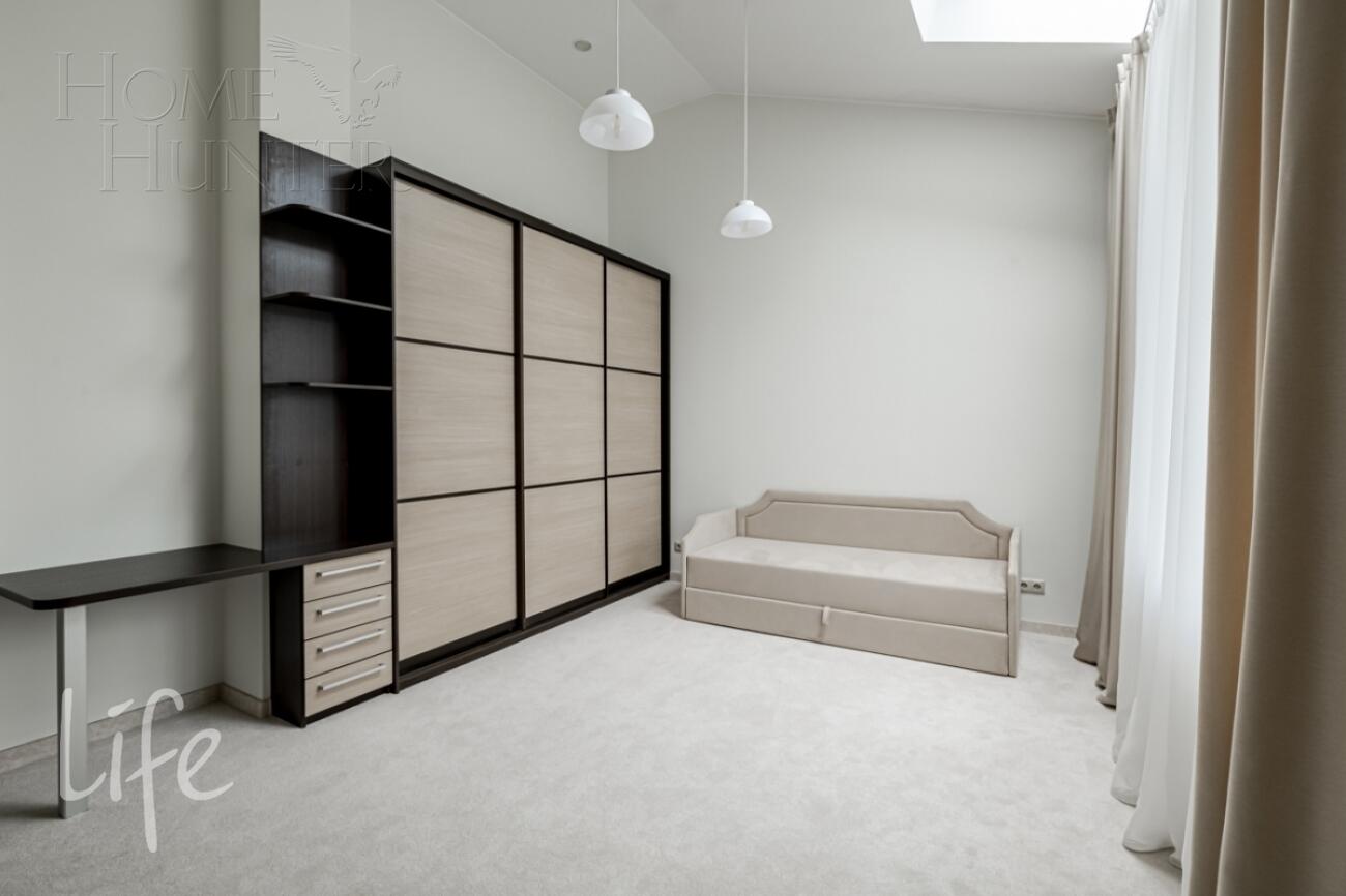 2-этажный таунхаус 220 м² с отделкой