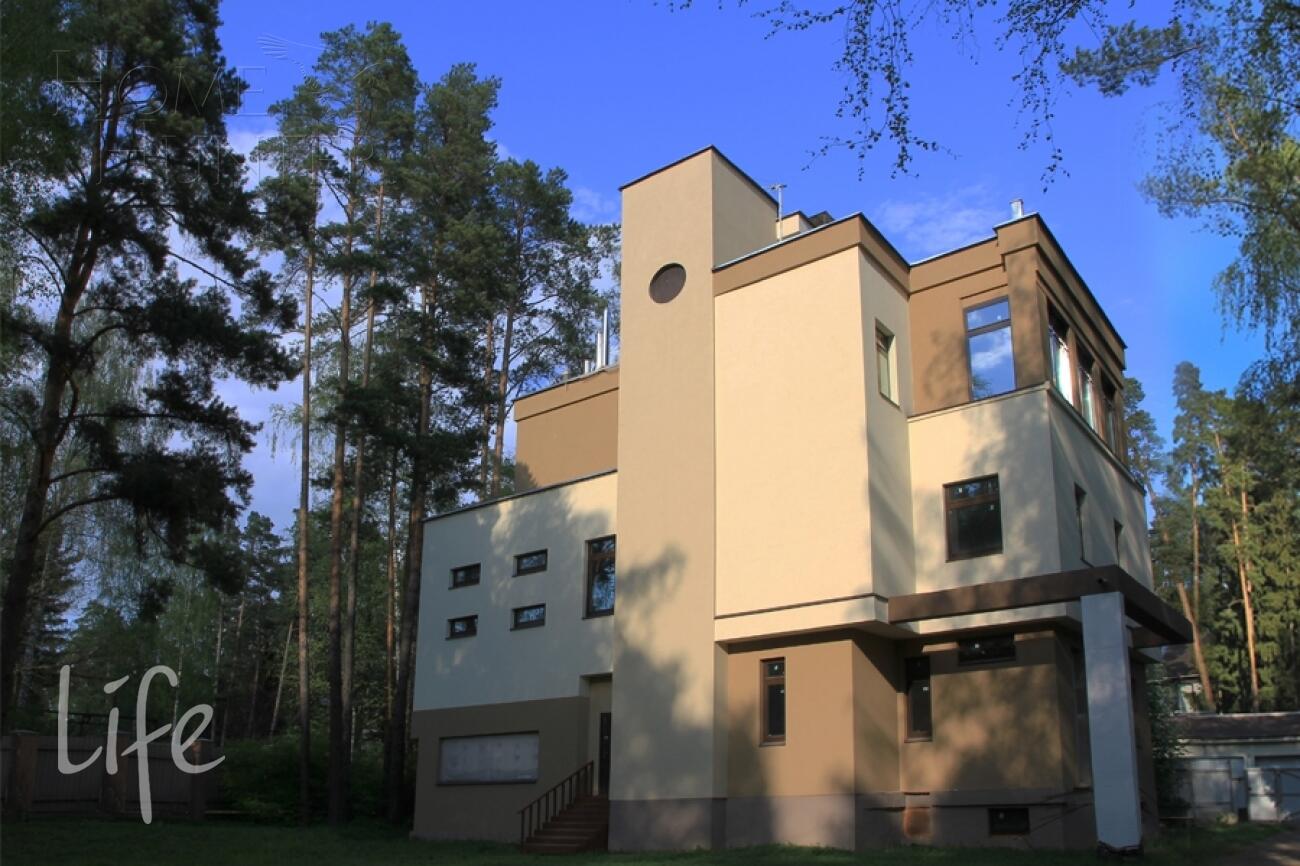 2-этажный коттедж 740 м² без отделки