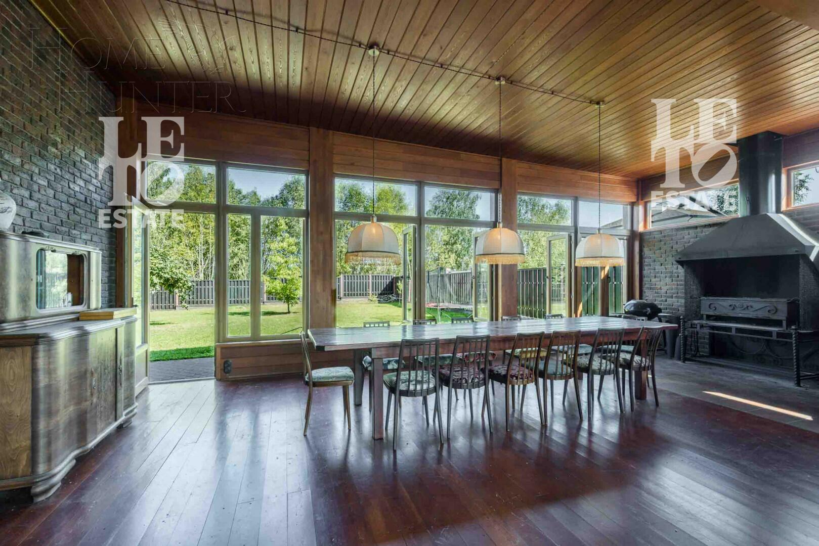 2-этажный коттедж 495.7 м² с отделкой