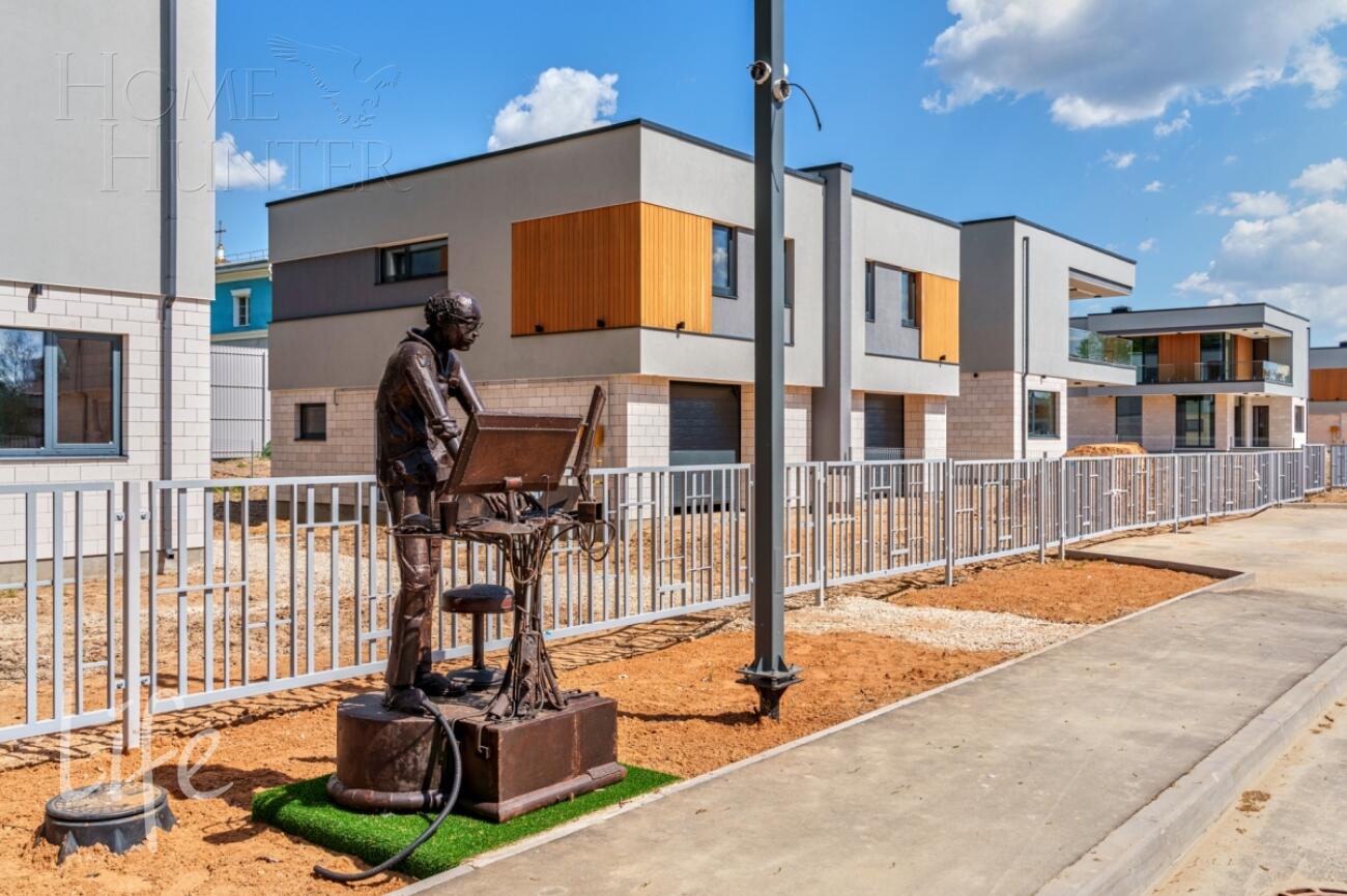 2-этажный коттедж 363 м² без отделки