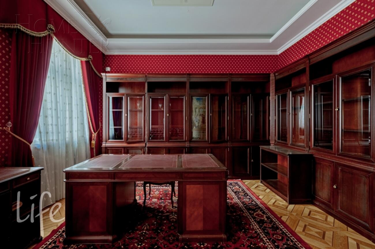 2-этажный коттедж 700 м² с отделкой