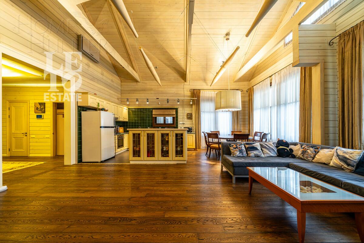 2-этажный коттедж 443 м² с отделкой