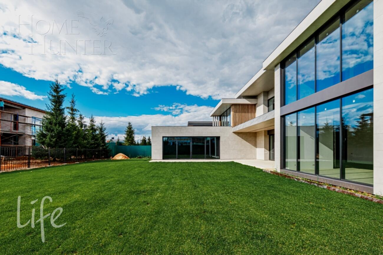 2-этажный коттедж 891 м² без отделки