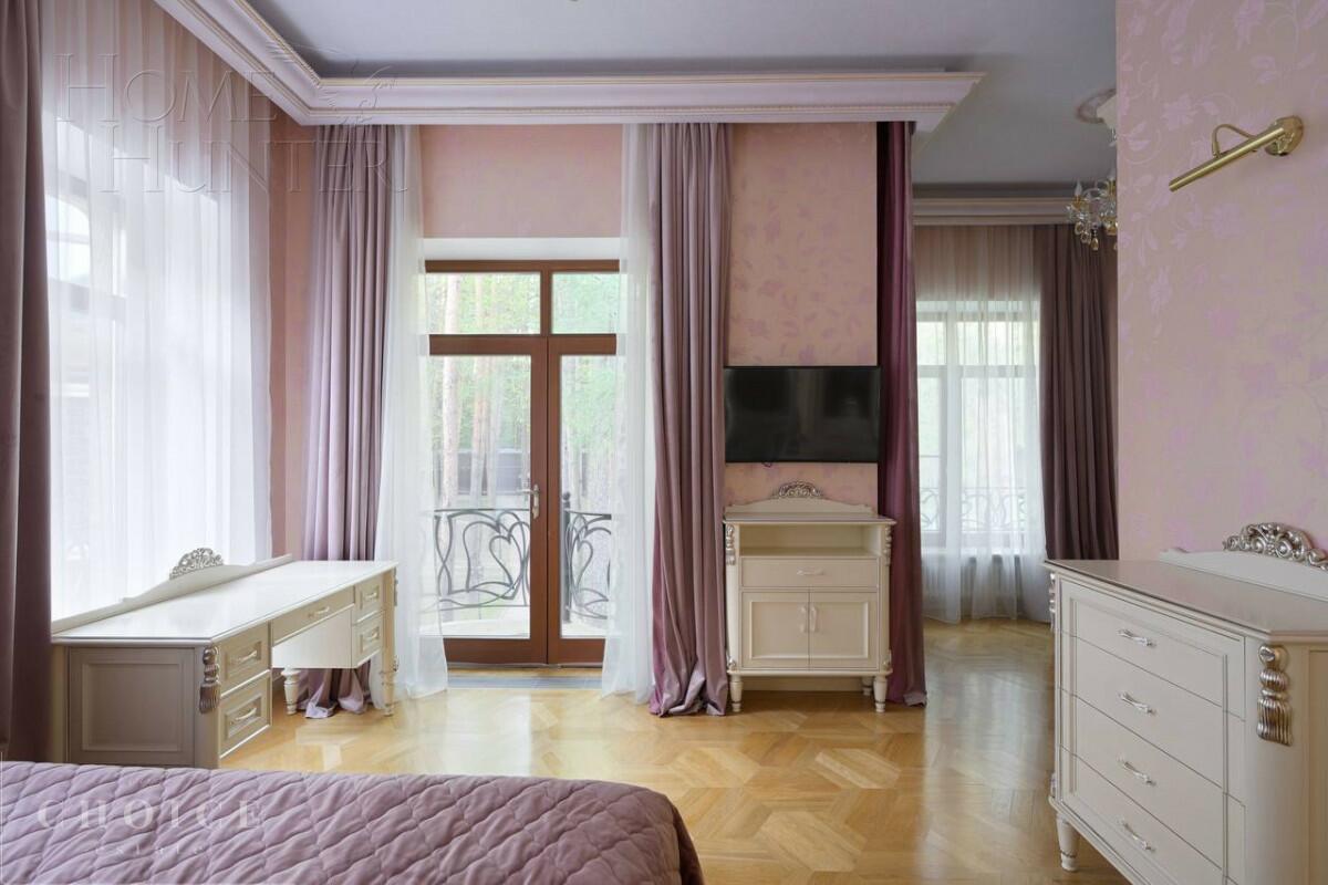 3-этажный коттедж 920 м² с отделкой