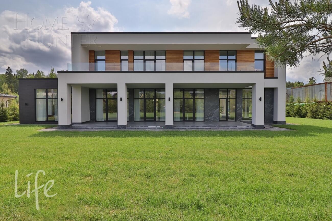 2-этажный коттедж 705 м² с отделкой