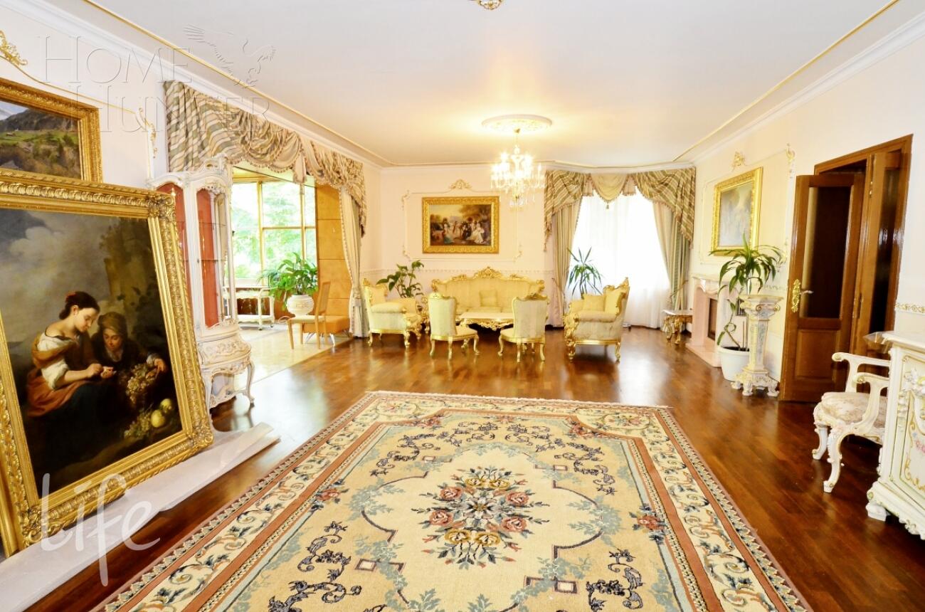 2-этажный коттедж 680 м² с отделкой