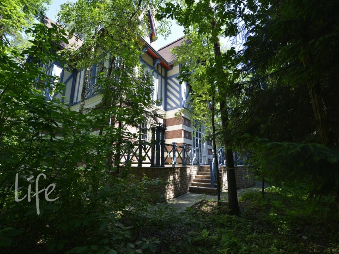 2-этажный коттедж 687 м² с отделкой