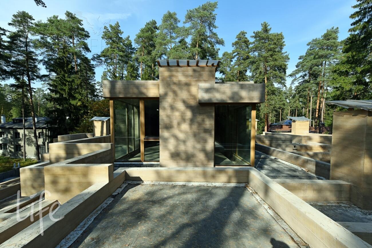 2-этажный коттедж 1 330 м² с отделкой