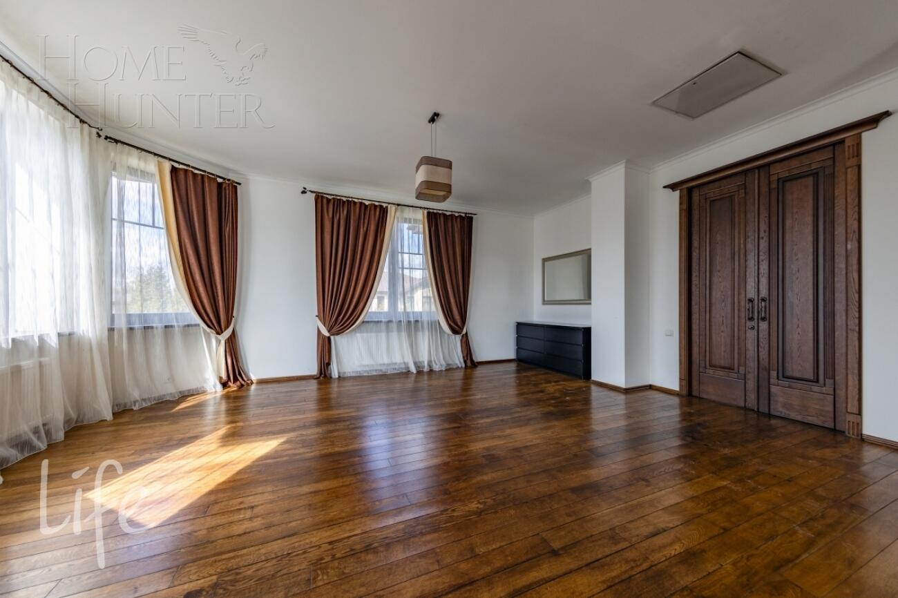 2-этажный коттедж 359 м² с отделкой