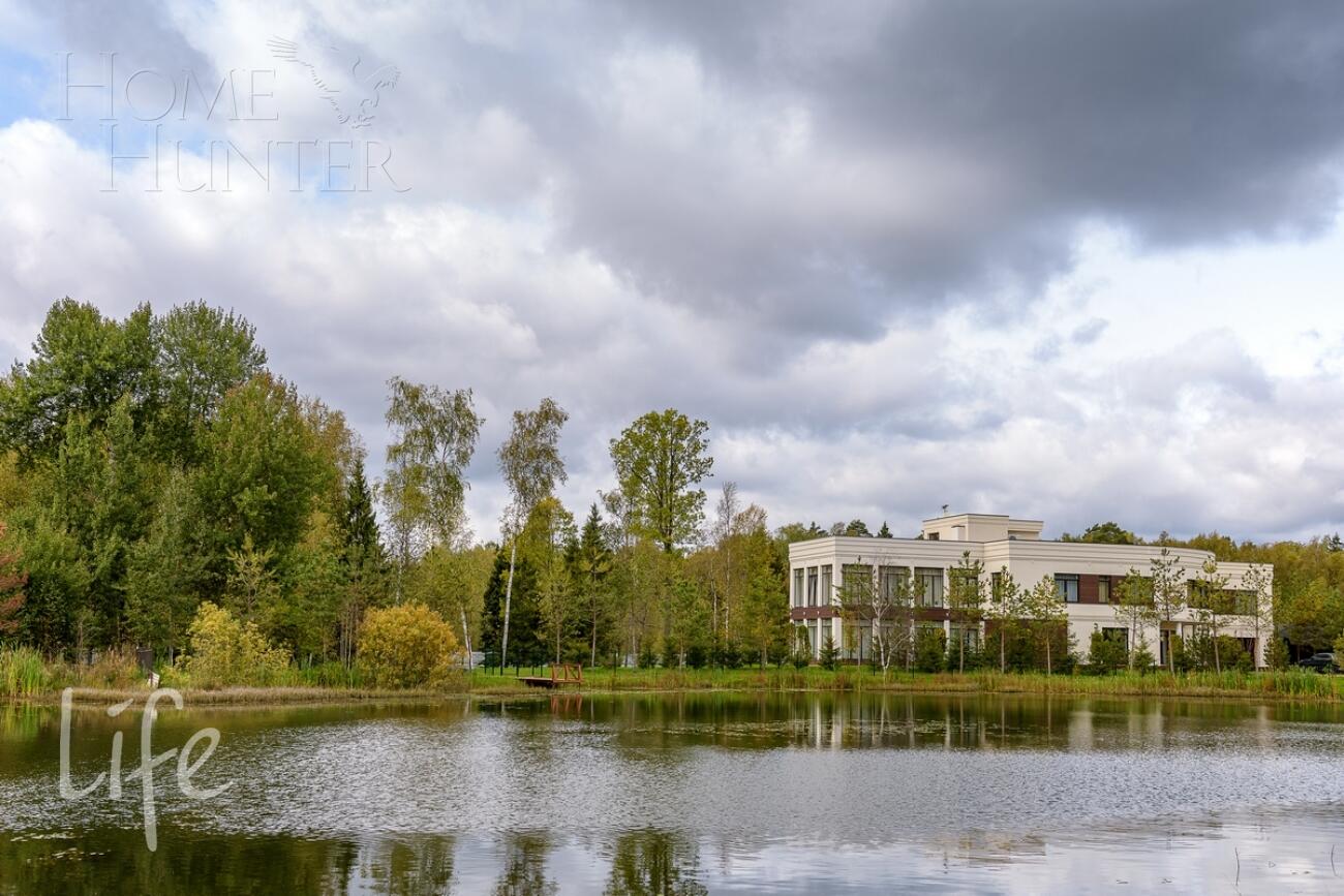 2-этажный коттедж 1 200 м² с отделкой