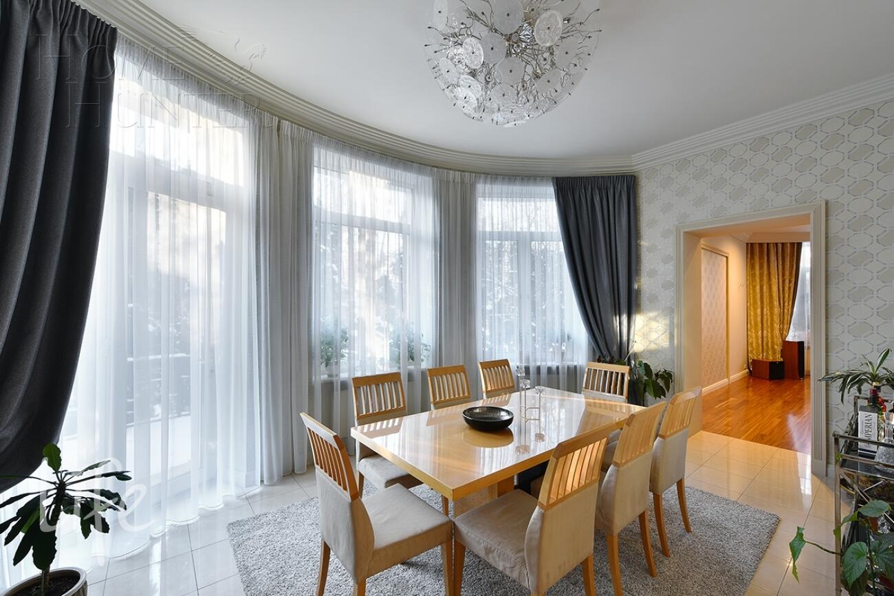 2-этажный коттедж 600 м² с отделкой