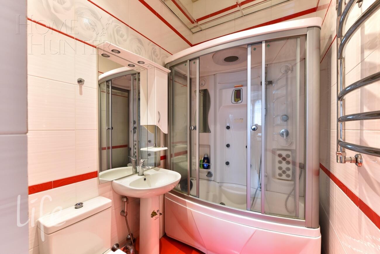 3-этажный коттедж 750 м² с отделкой