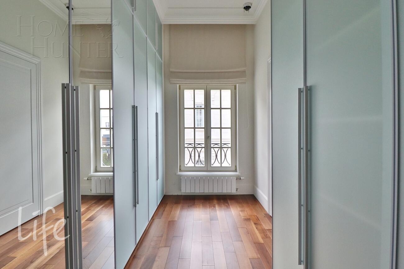 2-этажный коттедж 250 м² с отделкой