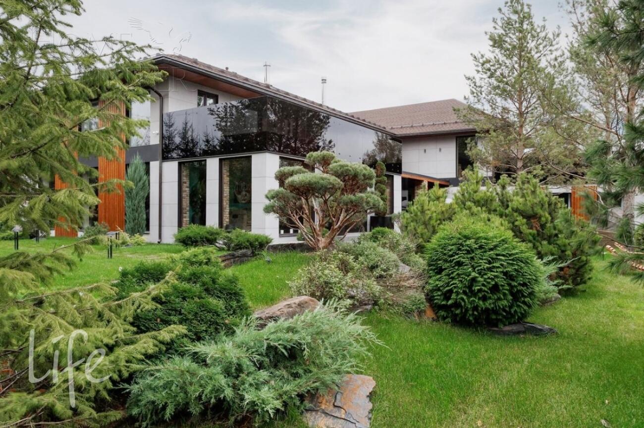 2-этажный коттедж 974.2 м² с отделкой