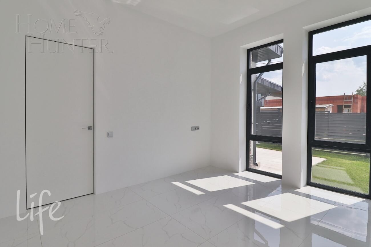 2-этажный коттедж 250 м² с отделкой