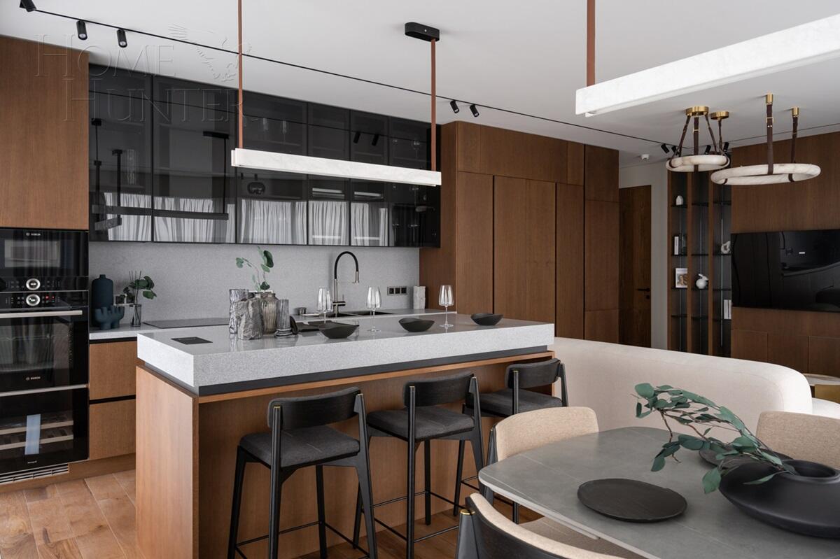 4-КОМН. КВАРТИРА С ОТДЕЛКОЙ 135 М² НА 15 ЭТАЖЕ