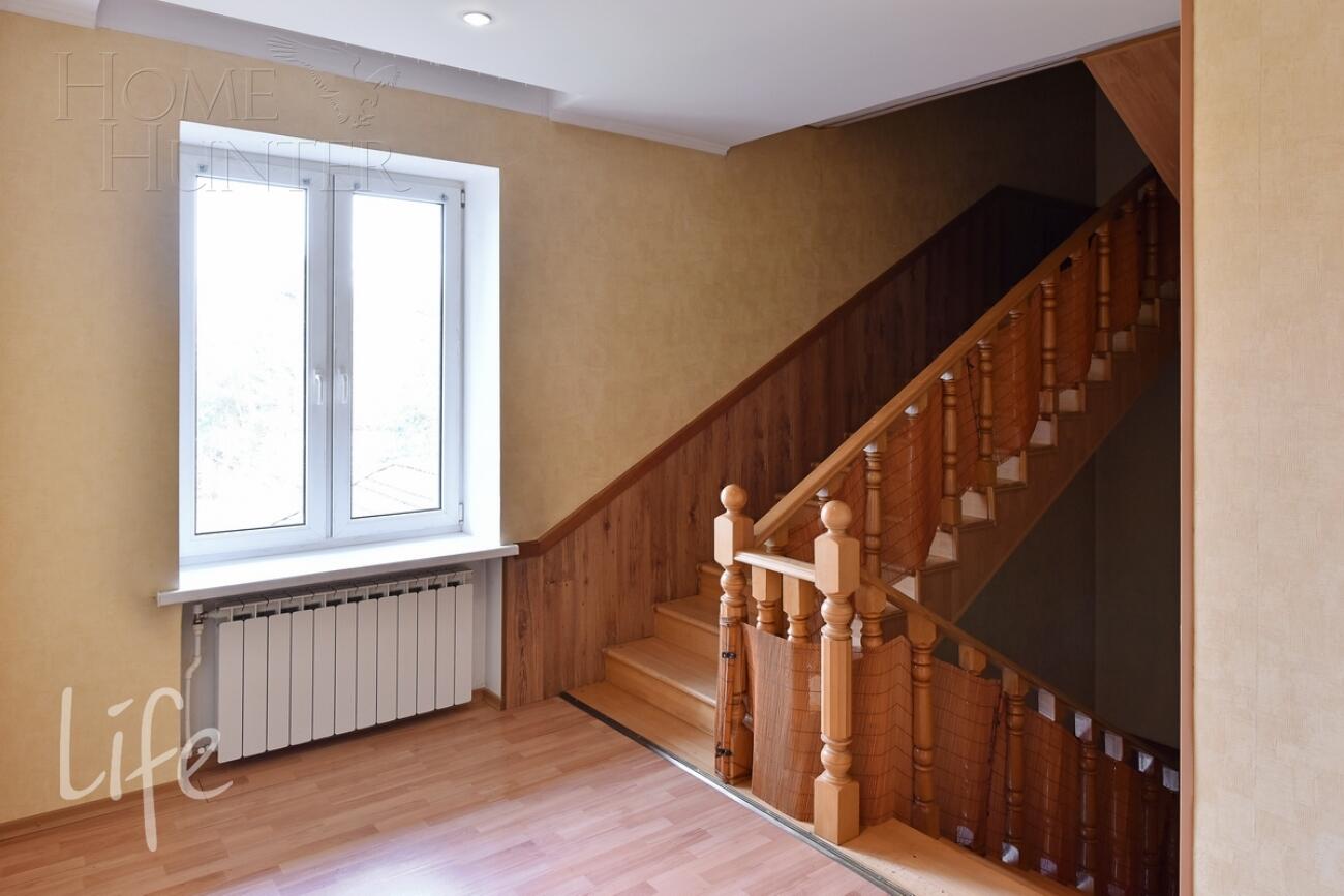 3-этажный коттедж 780 м² с отделкой