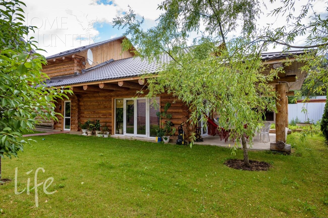 3-этажный коттедж 350 м² с отделкой