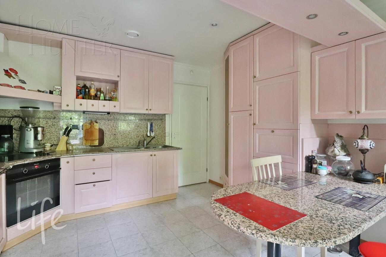 2-этажный коттедж 653 м² с отделкой