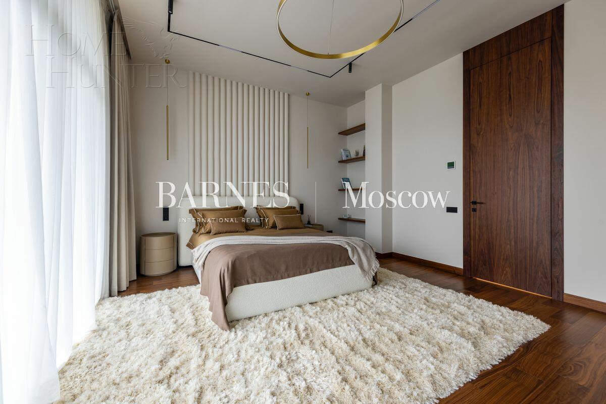 2-этажный коттедж 705 м² с отделкой