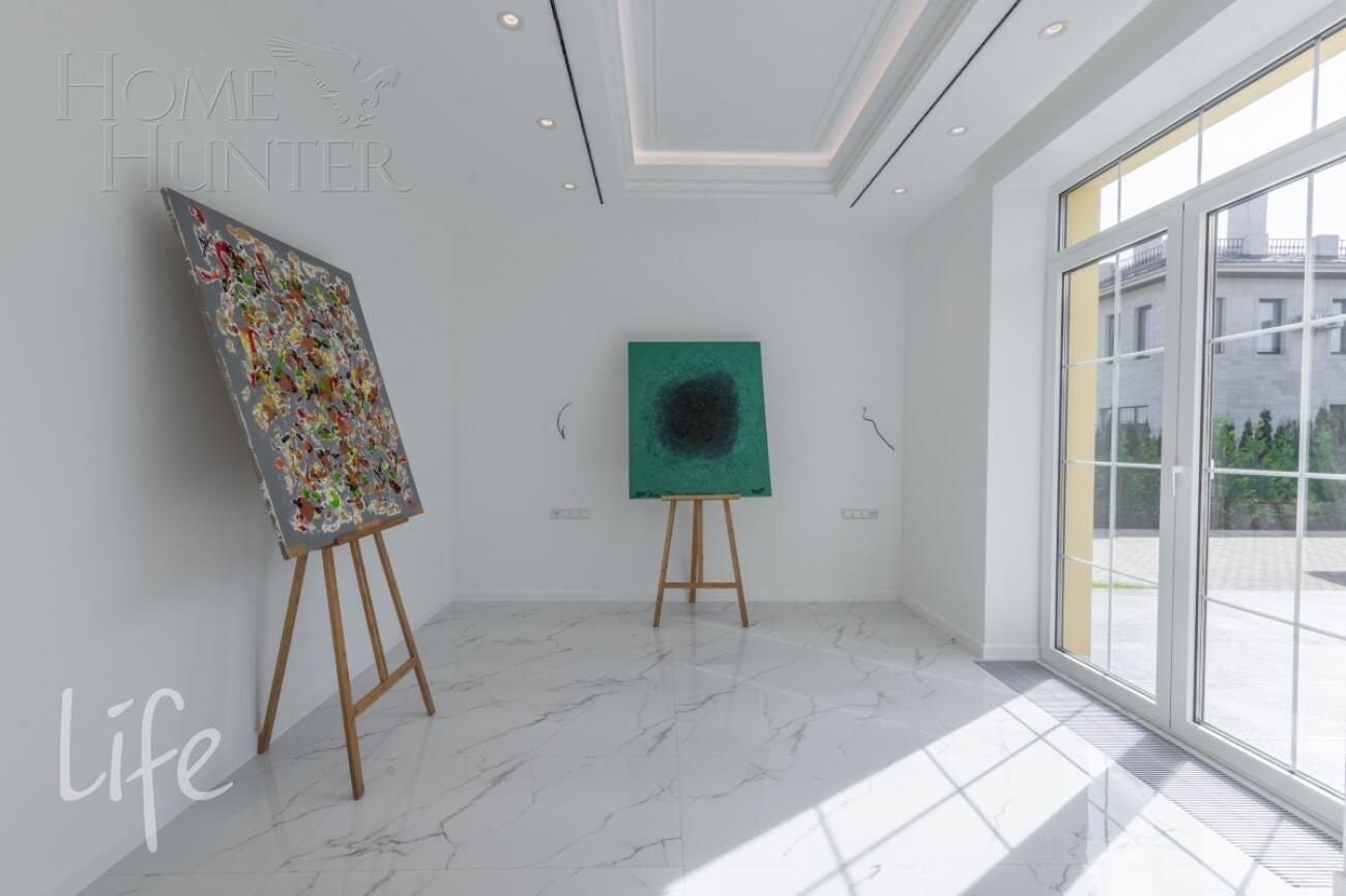 2-этажный коттедж 900 м² с отделкой