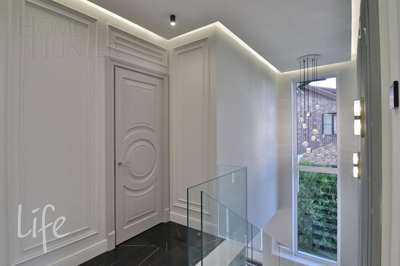 2-этажный коттедж 240 м² с отделкой