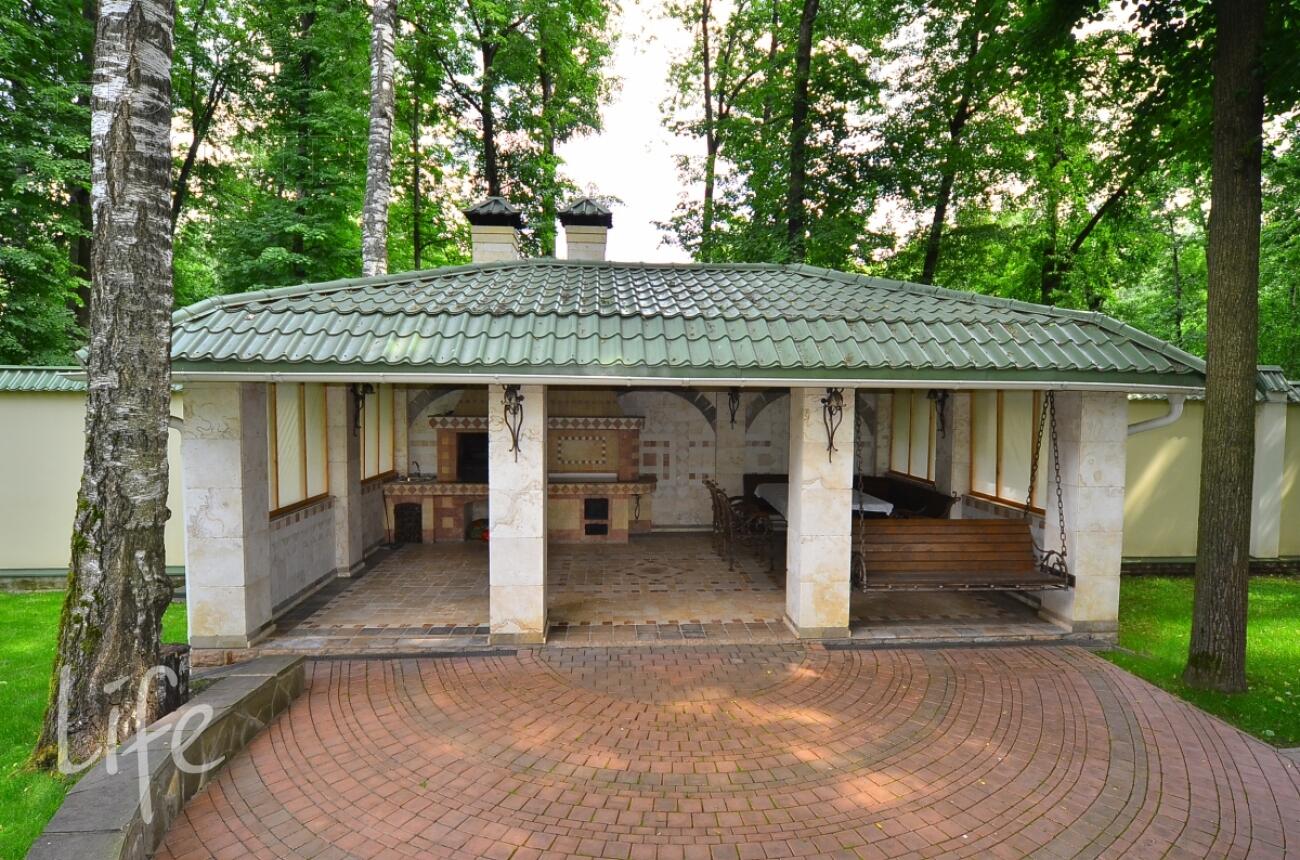 2-этажный коттедж 885 м² с отделкой