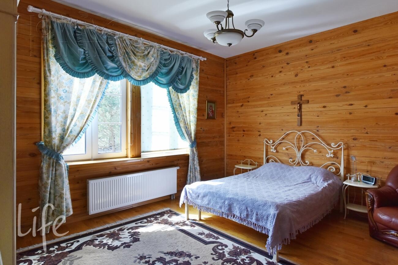 2-этажный коттедж 250 м² с отделкой