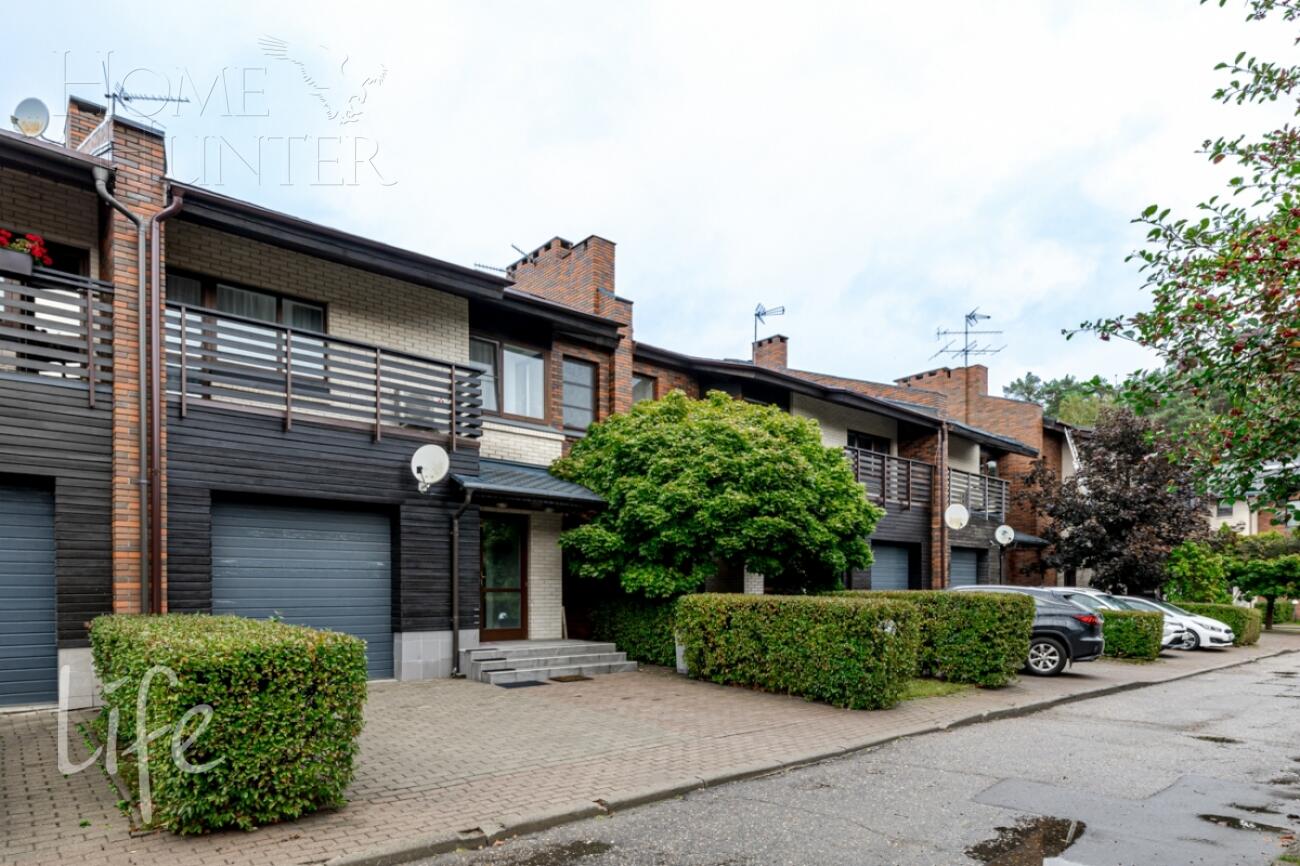 2-этажный таунхаус 220 м² с отделкой