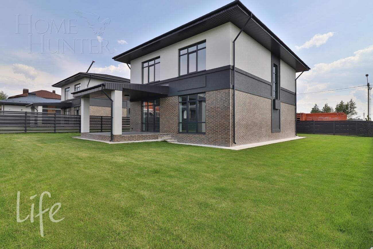 2-этажный коттедж 250 м² с отделкой