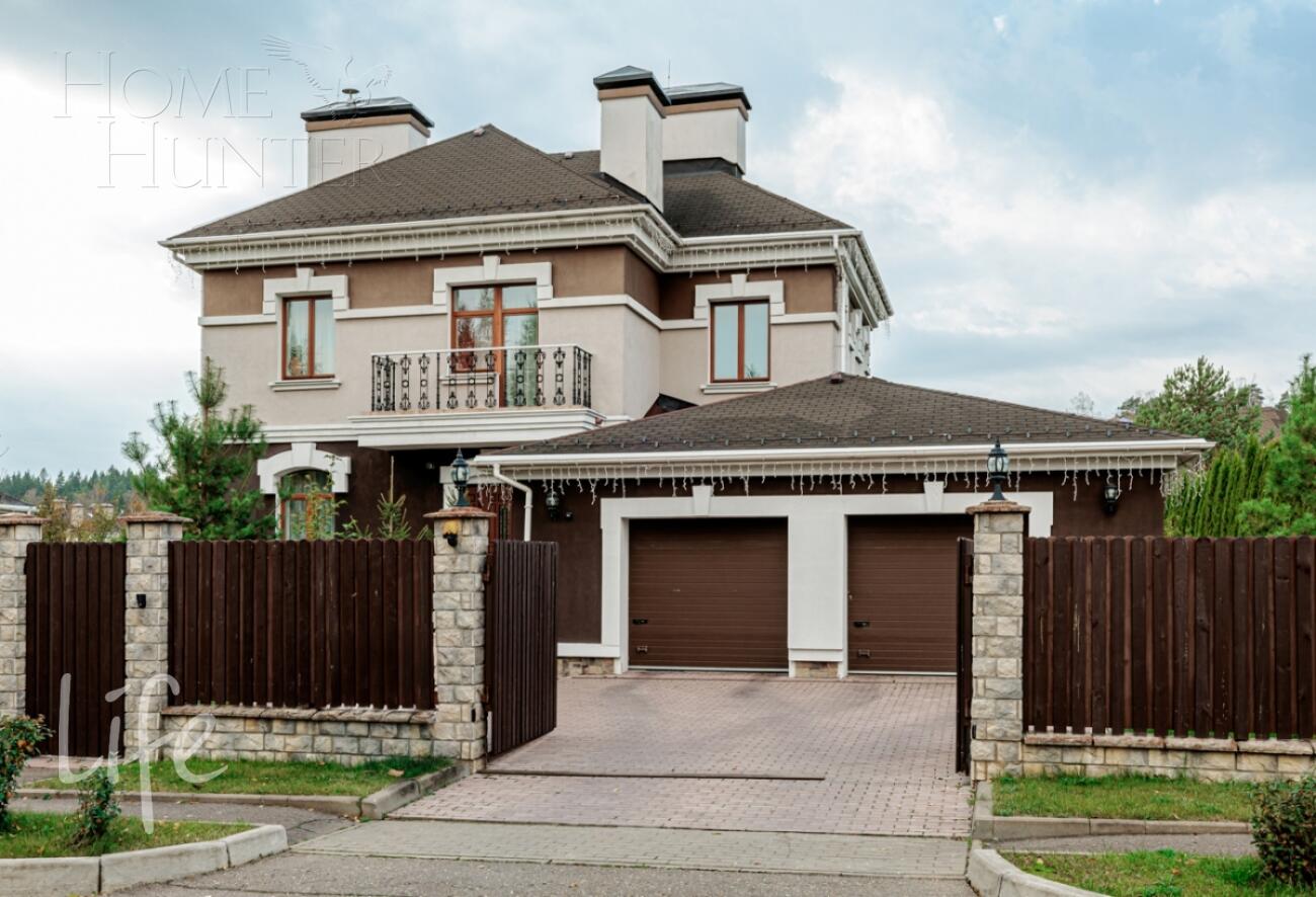 2-этажный коттедж 400 м² с отделкой