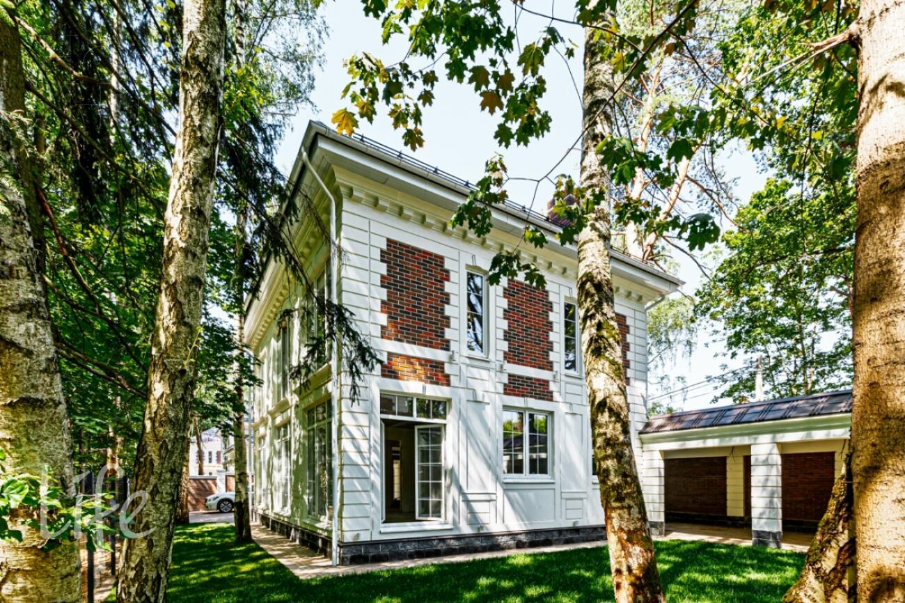 2-этажный коттедж 280 м² без отделки