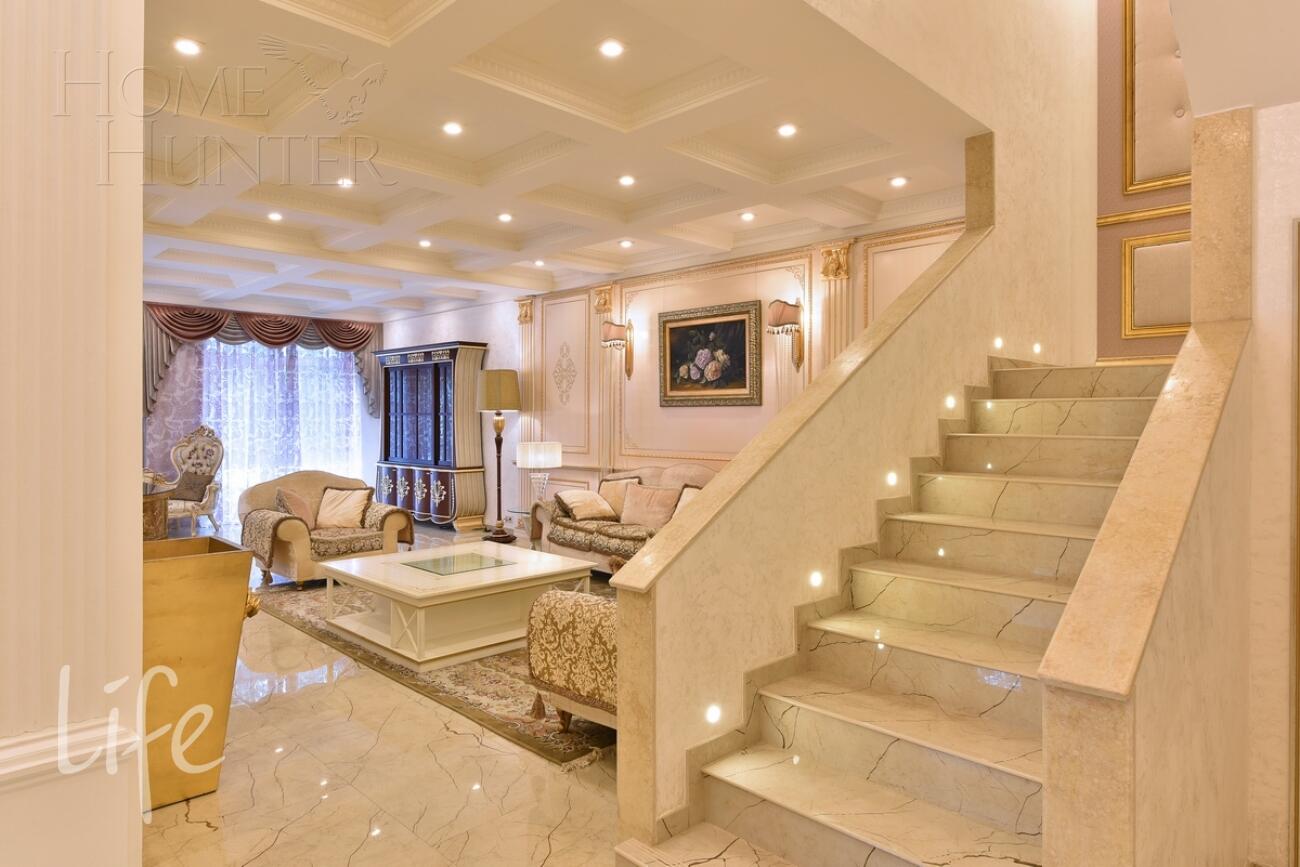 2-этажный таунхаус 385 м² с отделкой