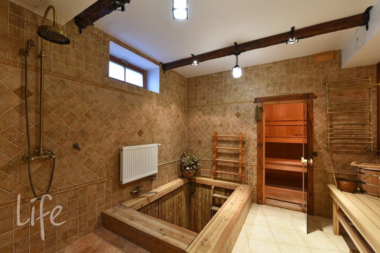 2-этажный коттедж 450 м² с отделкой