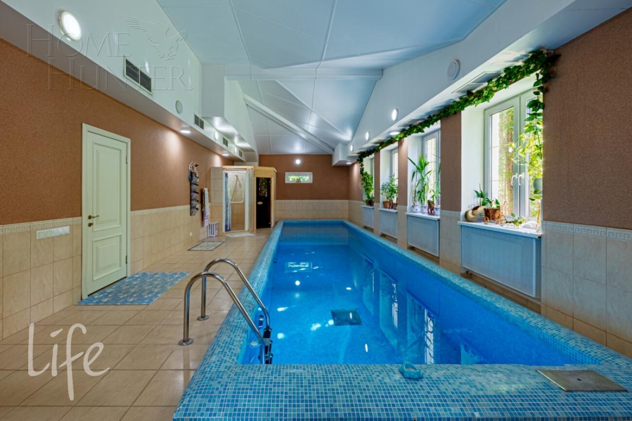 2-этажный коттедж 450 м² с отделкой