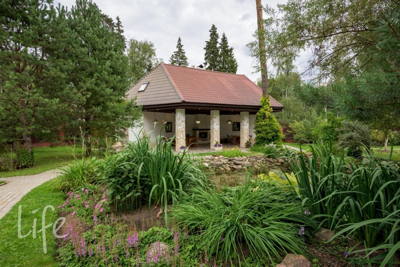 2-этажный коттедж 880 м² с отделкой