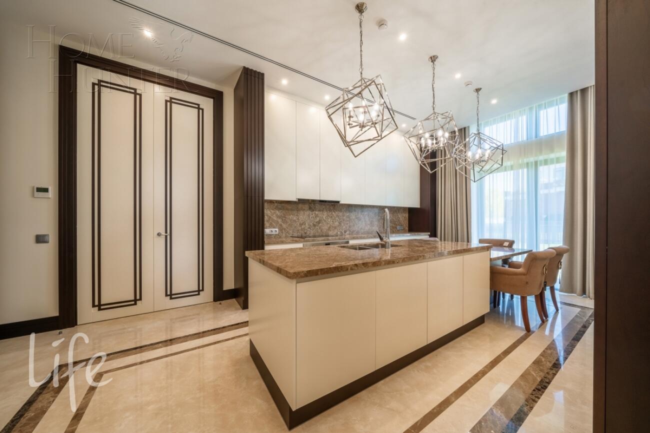 2-этажный коттедж 1 017.21 м² с отделкой