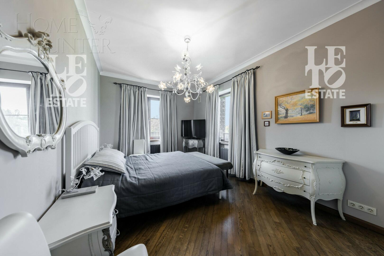 2-этажный коттедж 495.7 м² с отделкой