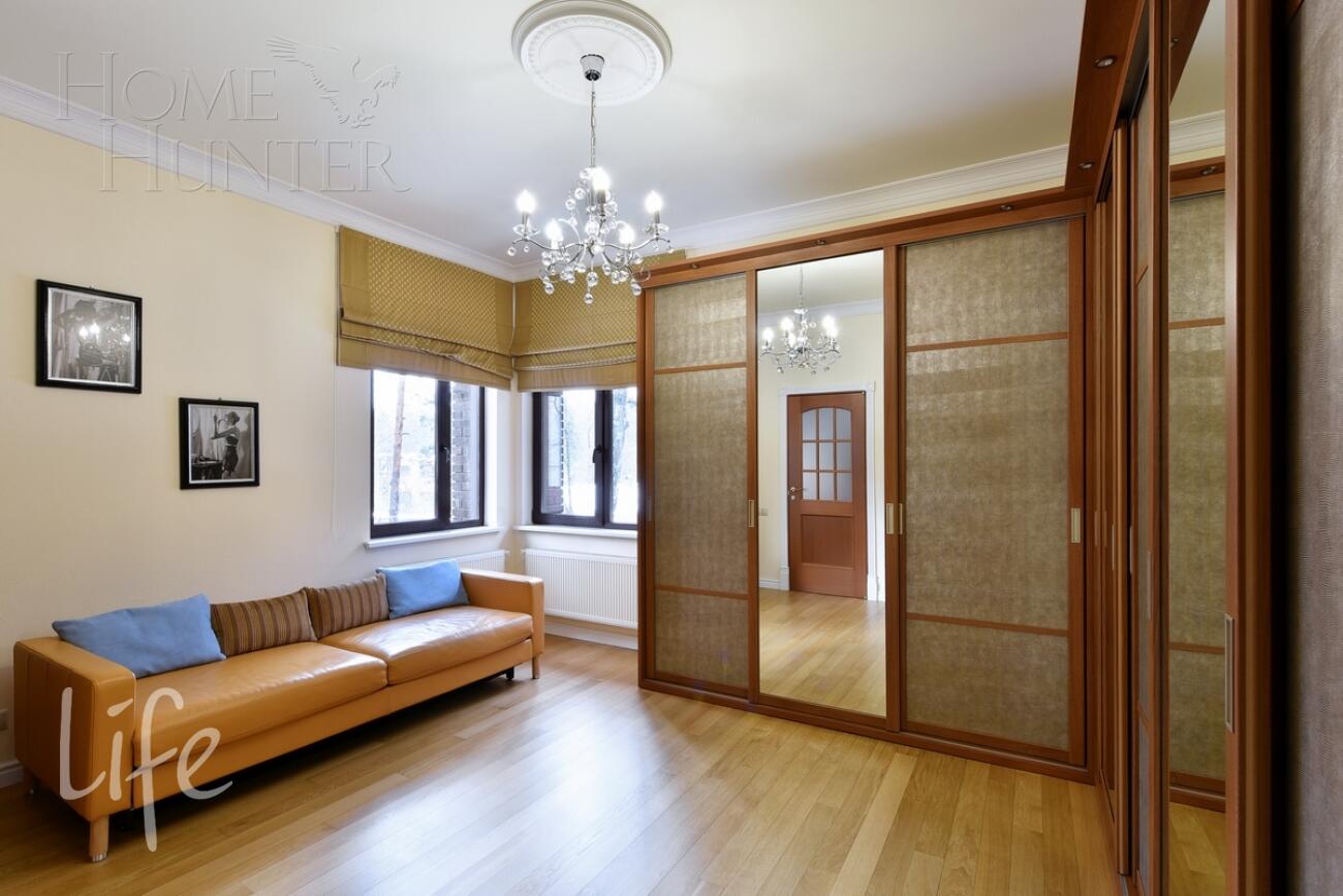 2-этажный коттедж 450 м² с отделкой