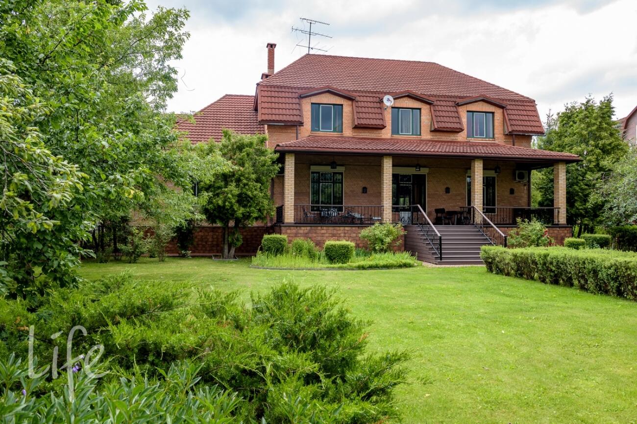 2-этажный коттедж 916 м² с отделкой