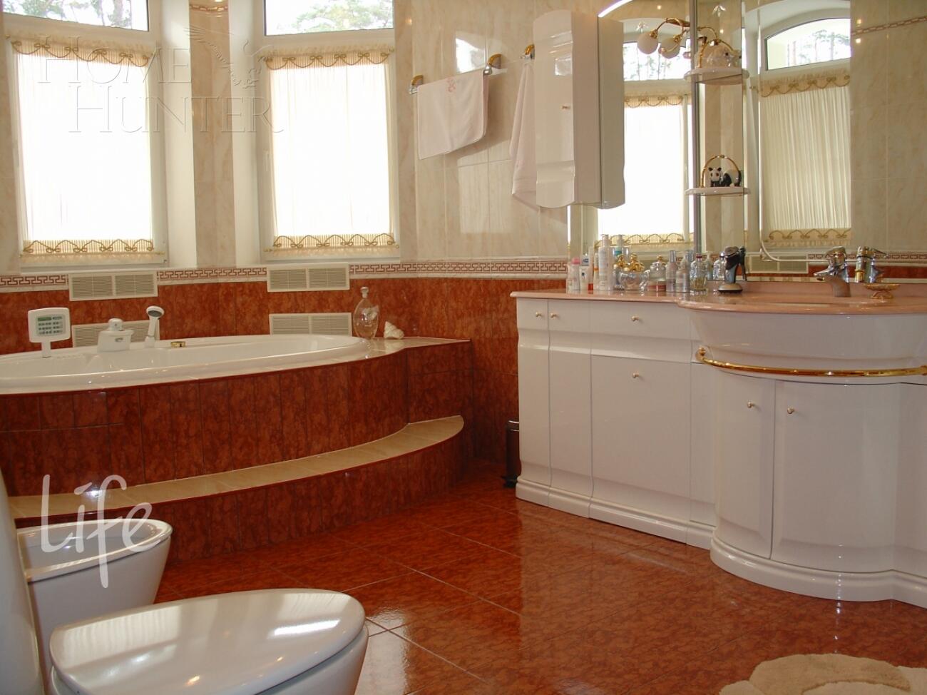 2-этажный коттедж 885 м² с отделкой