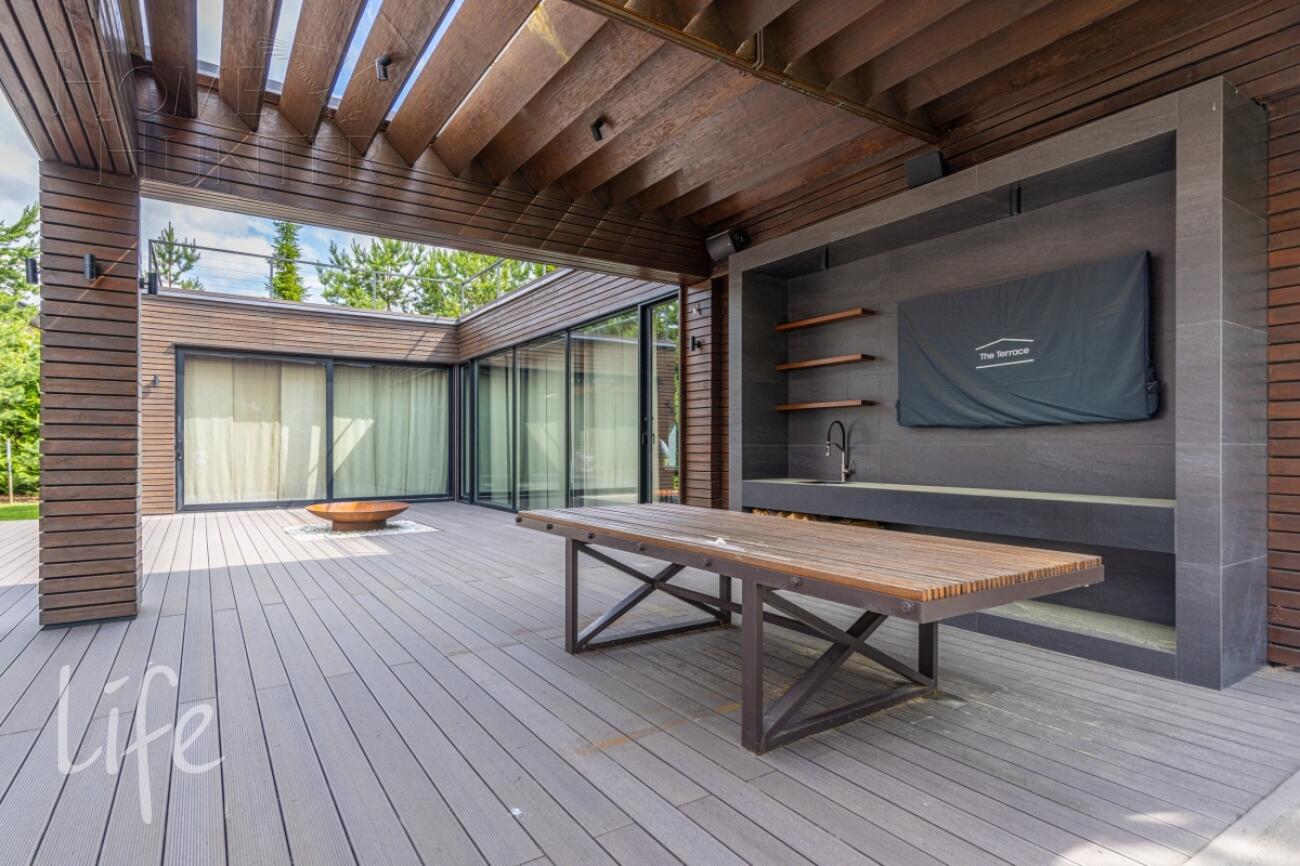 2-этажный коттедж 550 м² с отделкой