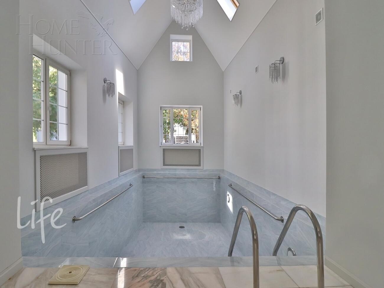 2-этажный коттедж 738 м² с отделкой