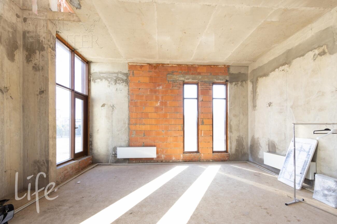 2-этажный коттедж 751.6 м² без отделки