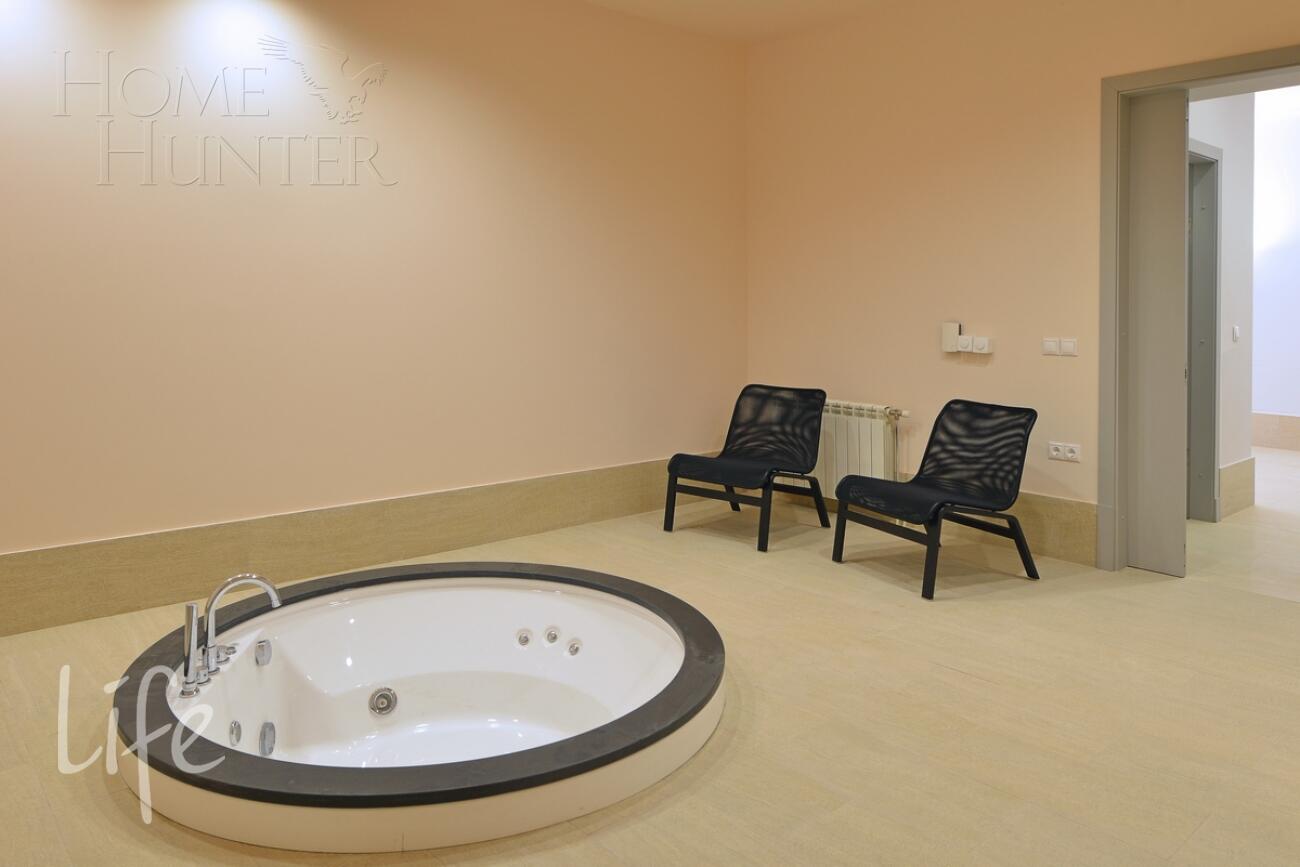 2-этажный коттедж 650 м² с отделкой