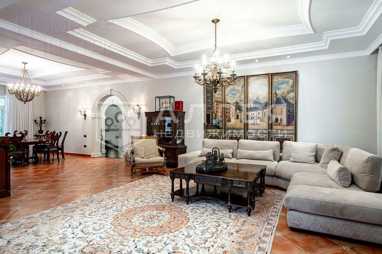 2-этажный коттедж 850 м² с отделкой