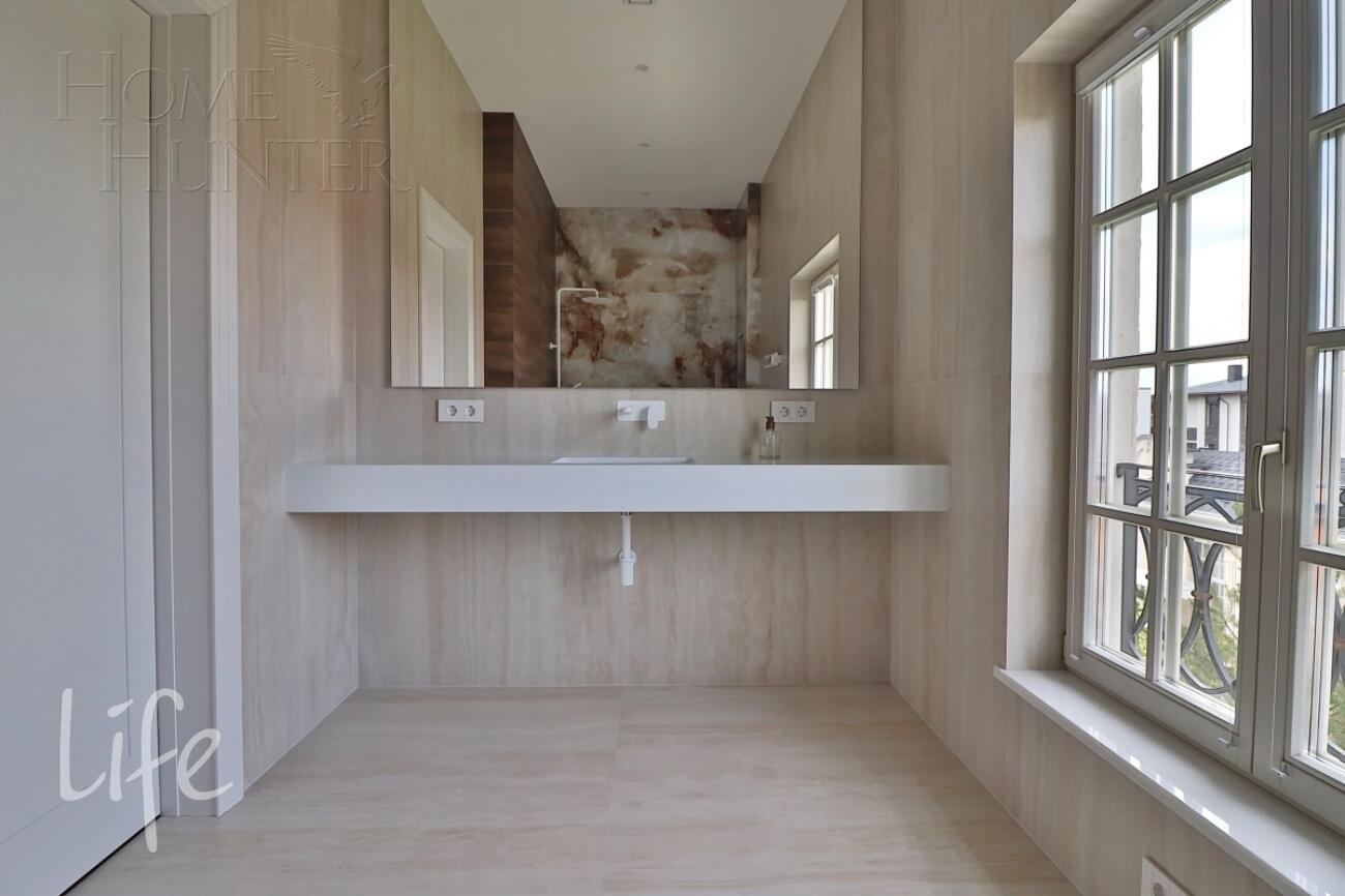 2-этажный коттедж 250 м² с отделкой